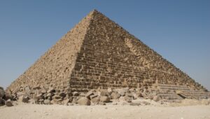 De piramide van Menkaoera in Gizeh