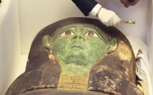 Mummiekist uit de 26ste dynastie - foto Mohamed Salah - Associated Press